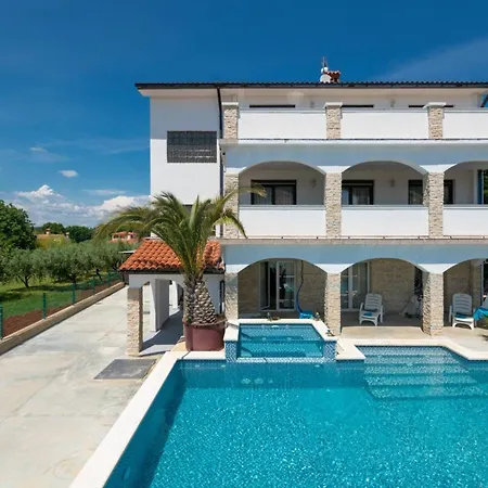 Amalfi In Medulin,istrien Villa *