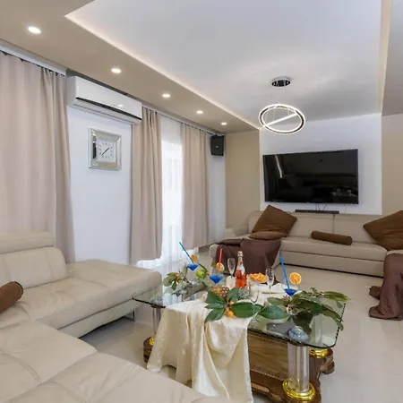 Amalfi In Medulin,istrien Villa *